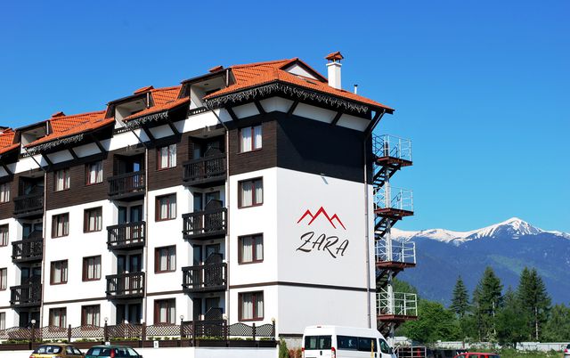 Отель Комплекс ЗАРА Ресорт и СПА - Outdoor hotel Zara
